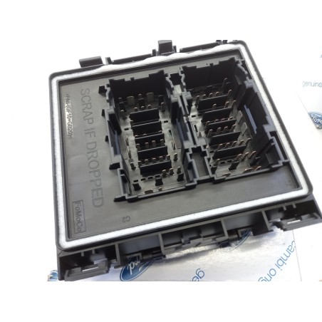 Pièce pour FORD - Fuse Box 2434800
