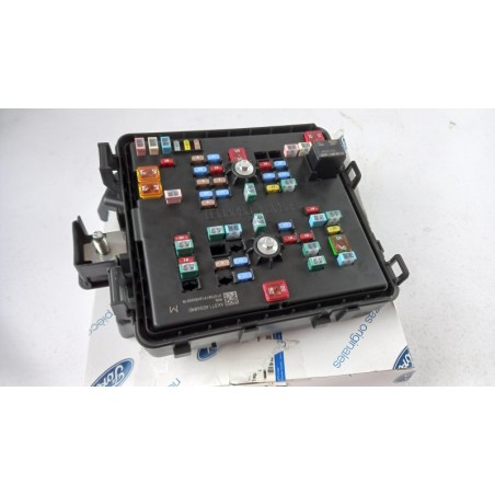 Pièce pour FORD - Fuse Box 2460881