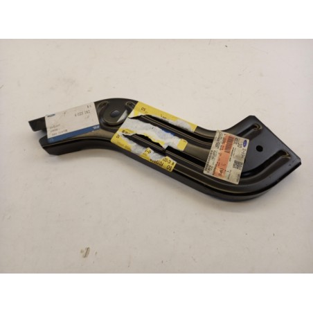 Pièce pour FORD - Mounting Bracket, Bumper 4025182