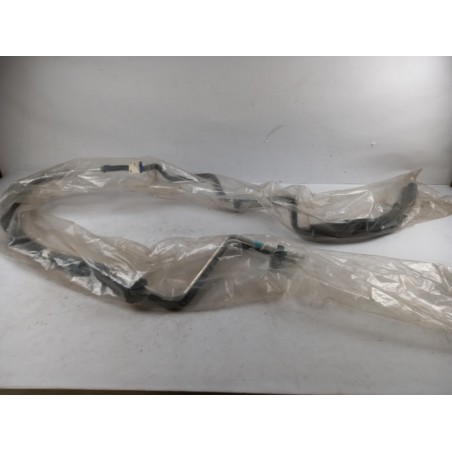 Pièce pour FORD - Pipe 4186510