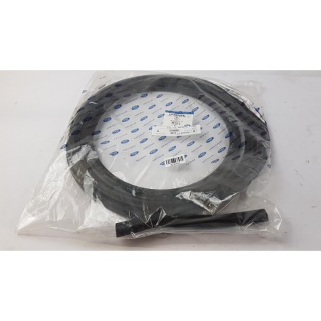 Pièce pour FORD - Seal, Door Window 4474186
