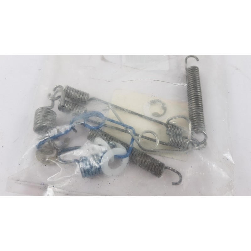 Pièce pour FORD - Accessory Kit, Disc Brake Pads 6579153