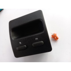 Pièce pour FORD - Clock 6705329