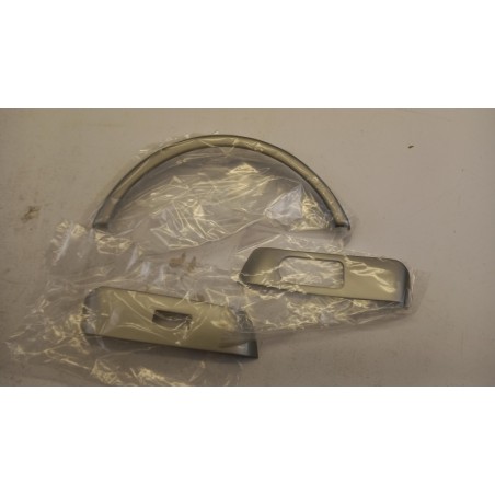 Pièce pour HONDA - Trim/Protective Strip Set 08KITSAAI12