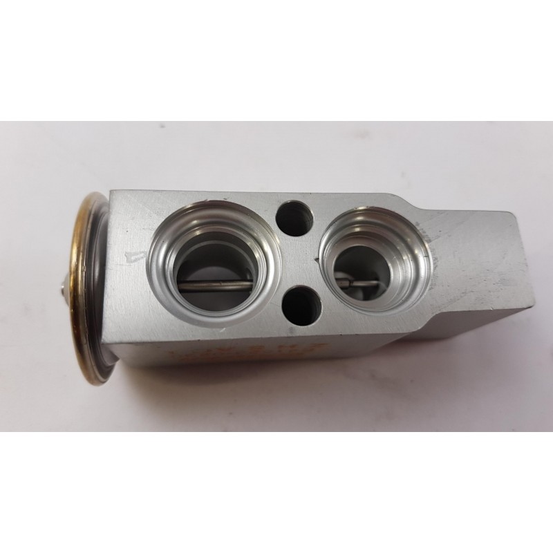 Pièce pour HYUNDAI/KIA - Valve 0K2FE61J30