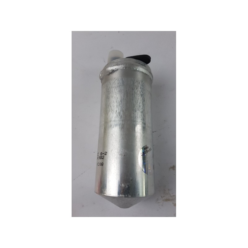 Pièce pour HYUNDAI/KIA - Dryer, Air Conditioning 0K9A261500E