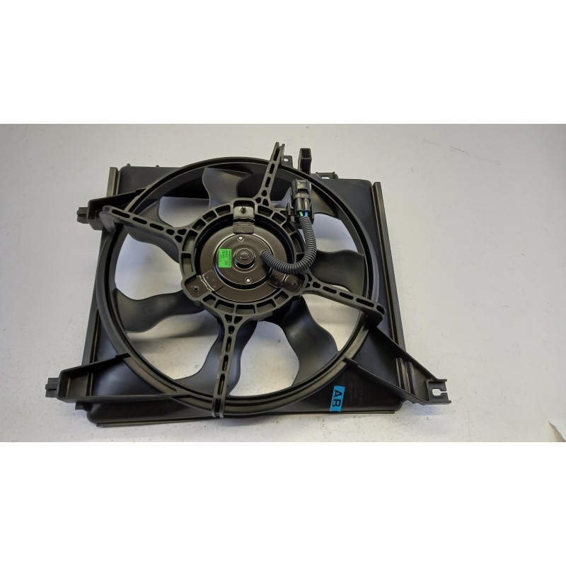 Pièce pour HYUNDAI/KIA - Fan, Radiator 253801C210