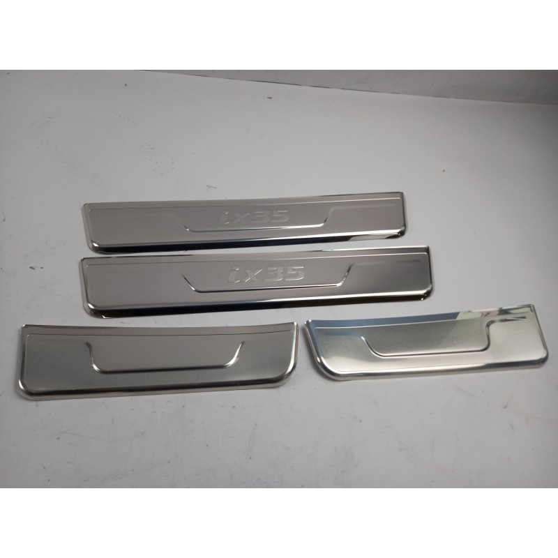 Pièce pour HYUNDAI/KIA - Sill Trim Set 2S450ADE00