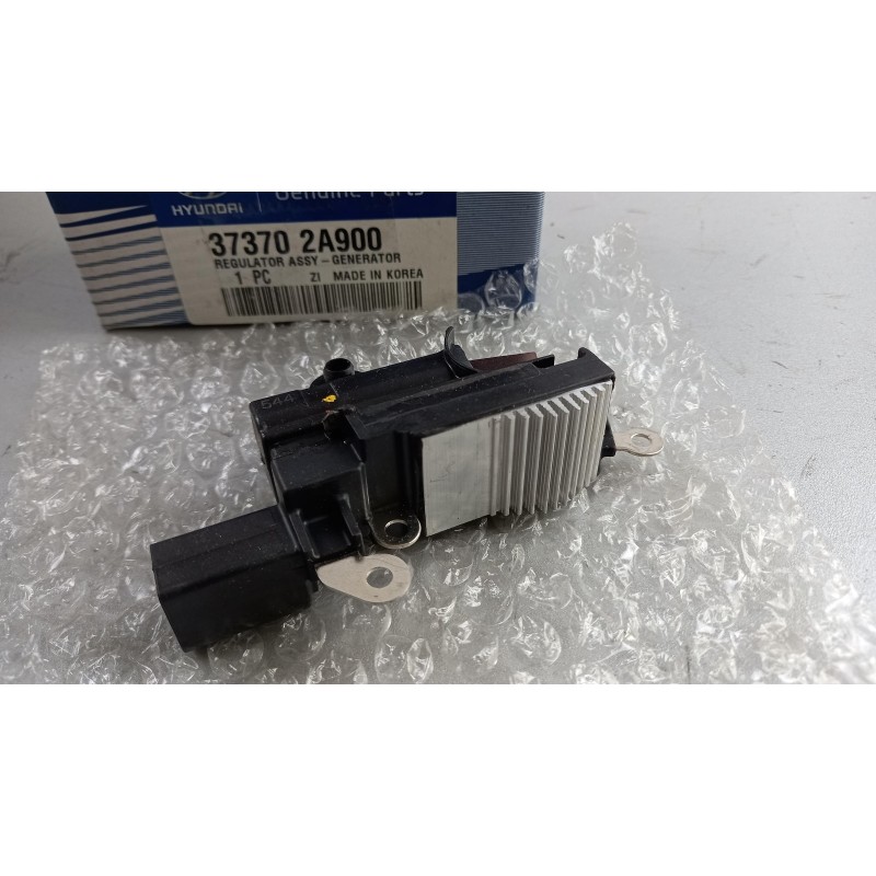 Pièce pour HYUNDAI/KIA - Alternator Regulator 373702A900