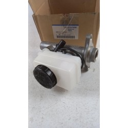 Pièce pour HYUNDAI/KIA - Master Cylinder, Brakes 5851024010