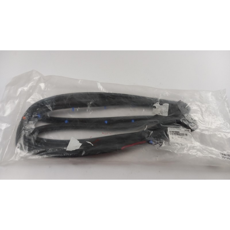 Pièce pour HYUNDAI/KIA - Door Seal 83140K0000