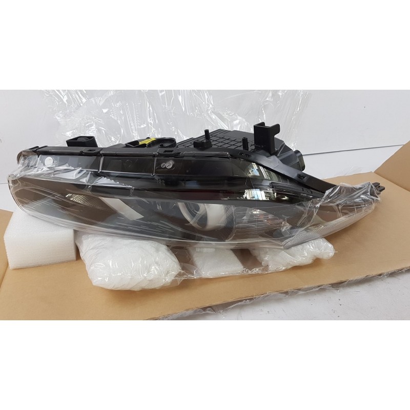 Pièce pour HYUNDAI/KIA - Headlight 92102A2441