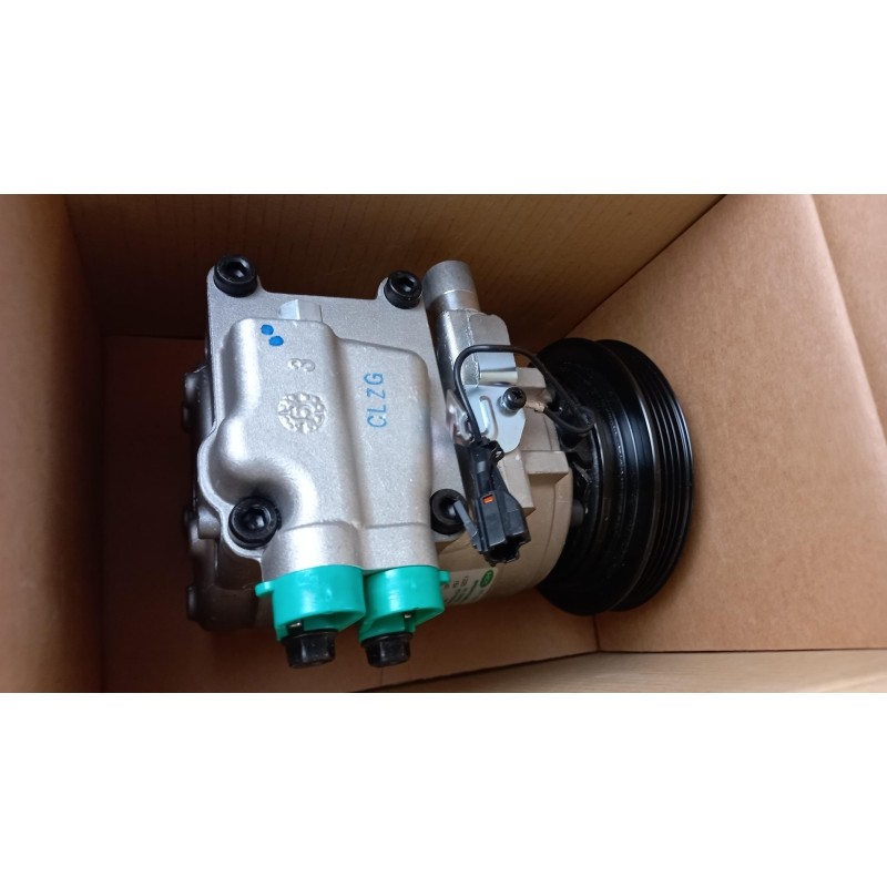 Pièce pour HYUNDAI/KIA - Compressor, Air Conditioning 9770127000