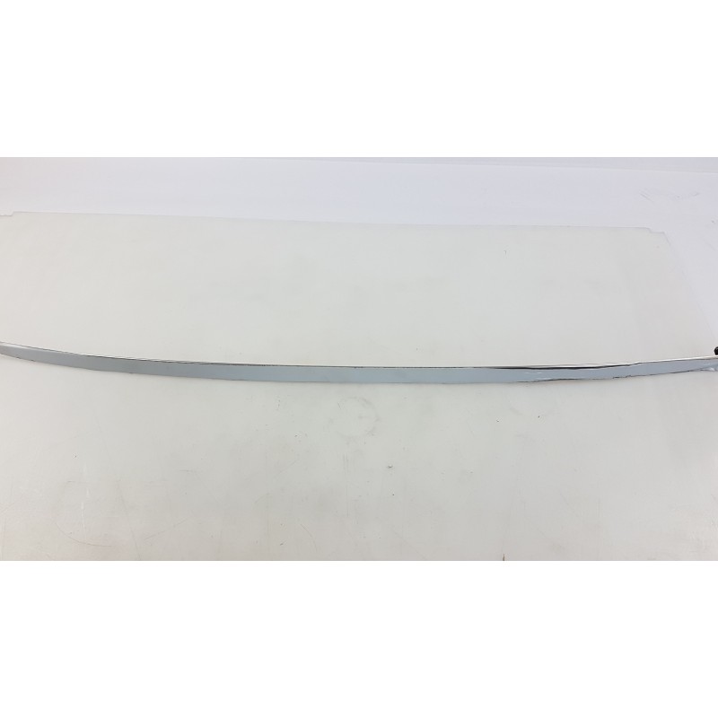 Pièce pour HYUNDAI/KIA - Trim/Protective Strip, Lid A2491ADE10ST