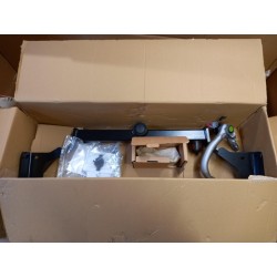 Pièce pour HYUNDAI/KIA - Trailer Hitch F1281ADE00