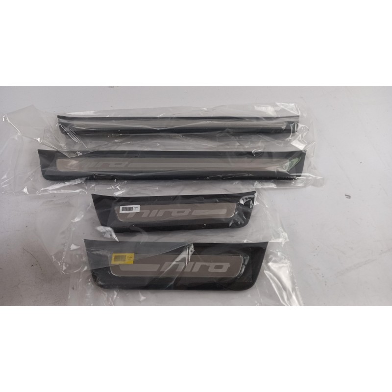 Pièce pour HYUNDAI/KIA - Sill Trim G5F45AK000