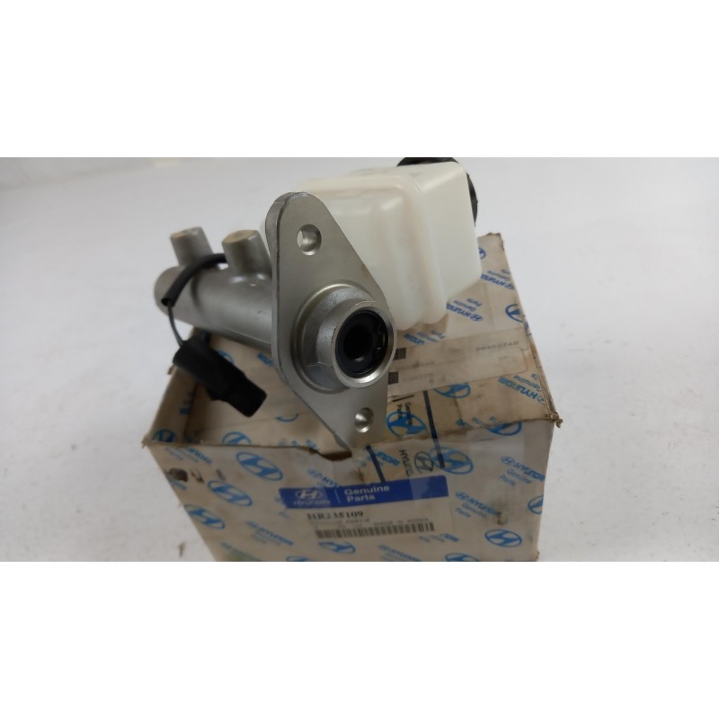 Pièce pour HYUNDAI/KIA - Master Cylinder, Brakes HR235109
