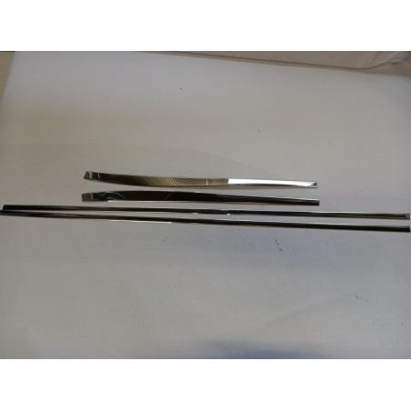 Pièce pour HYUNDAI/KIA - Trim/Protective Strip Set, Door J7271ADE50ST