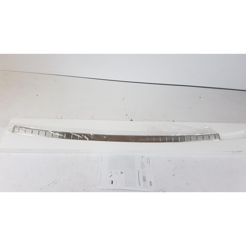 Pièce pour HYUNDAI/KIA - Sill Trim, Trunk J7274ADE10BR