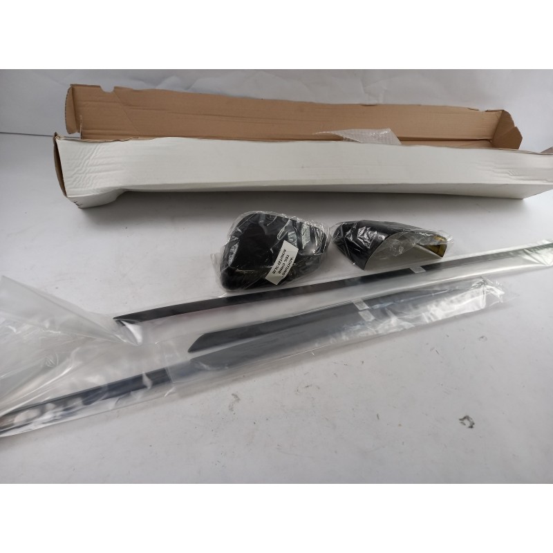 Pièce pour HYUNDAI/KIA - Styling Kit P2300ADE00BL