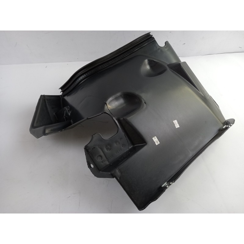 Pièce pour IVECO - Wheelhouse Covering 500337033