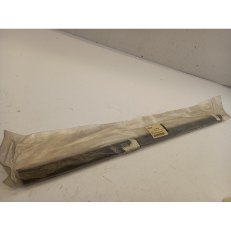 Pièce pour JAGUAR - Seal, Door Window C2S38974