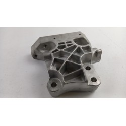 Pièce pour JAGUAR - Bracket, Engine Mounting J9C1406