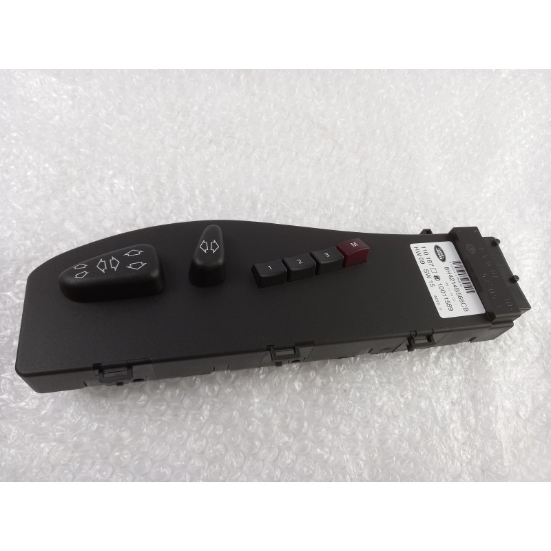 Pièce pour LAND ROVER - Control, Seat Adjustment LR013159