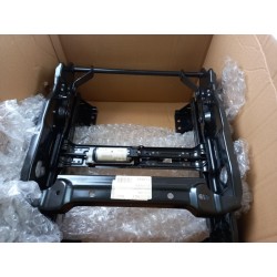 Pièce pour LAND ROVER - Frame LR023366