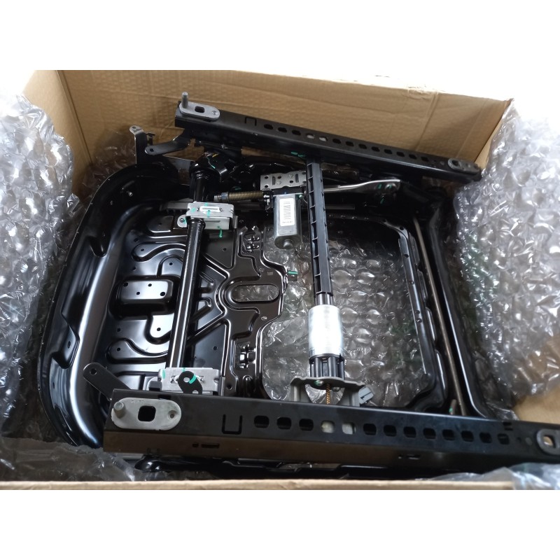 Pièce pour LAND ROVER - Guide Rail & Adjuster, Seat LR026741