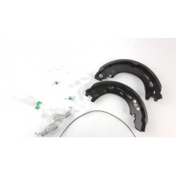 Pièce pour LAND ROVER - Brake Shoe Set, Parking Brake LR031947