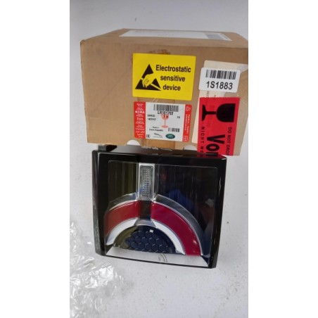 Pièce pour LAND ROVER - Combination Rearlight LR101702