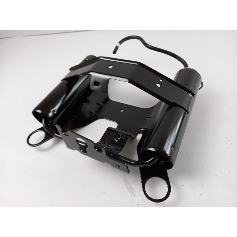 Pièce pour LAND ROVER - Bracket RQU500690