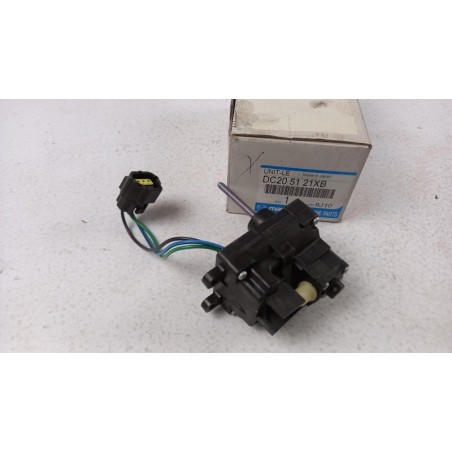 Pièce pour MAZDA - Servomotor, Headlight Range Adjustment DC205121XB