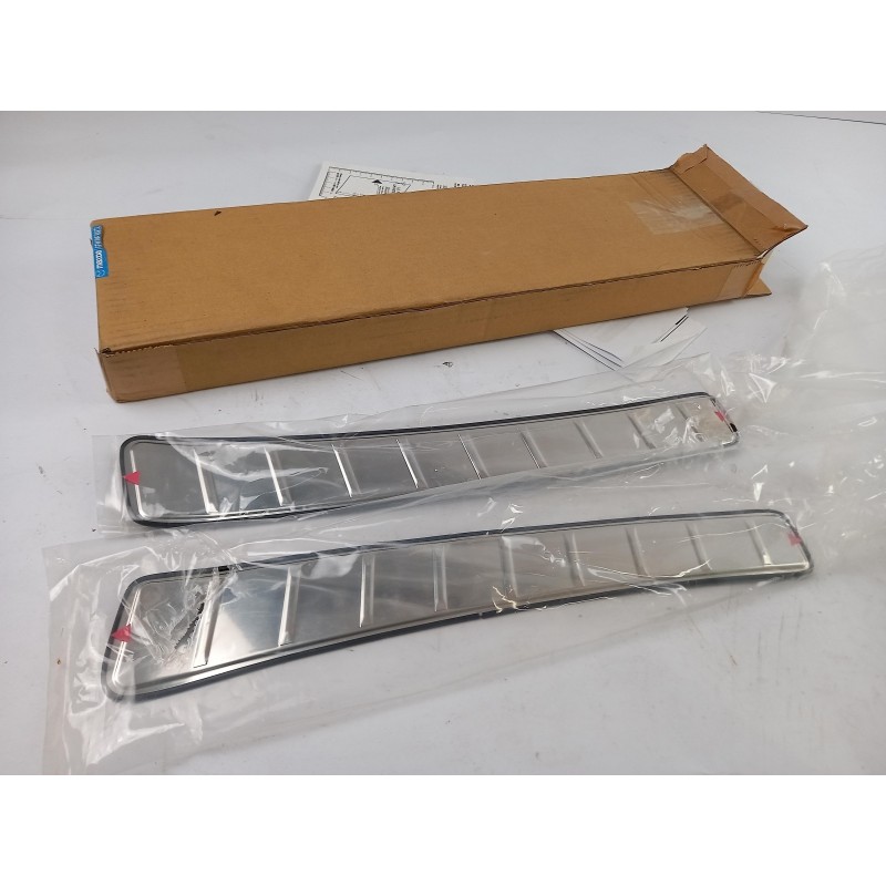 Pièce pour MAZDA - Sill Trim, Trunk KD45V1380