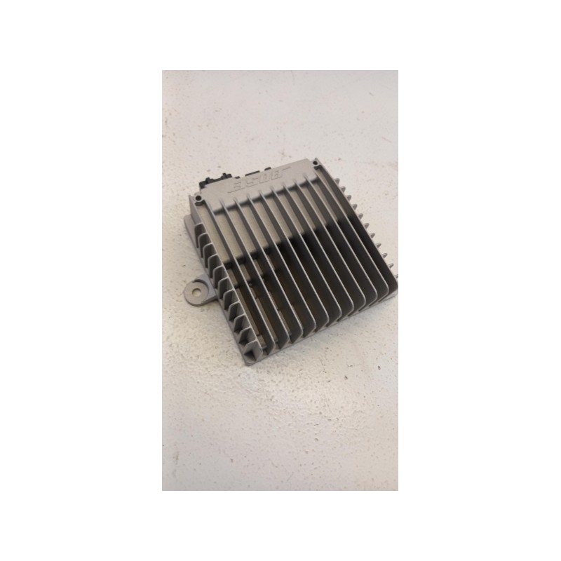 Pièce pour MAZDA - Amplifier KE6866A20