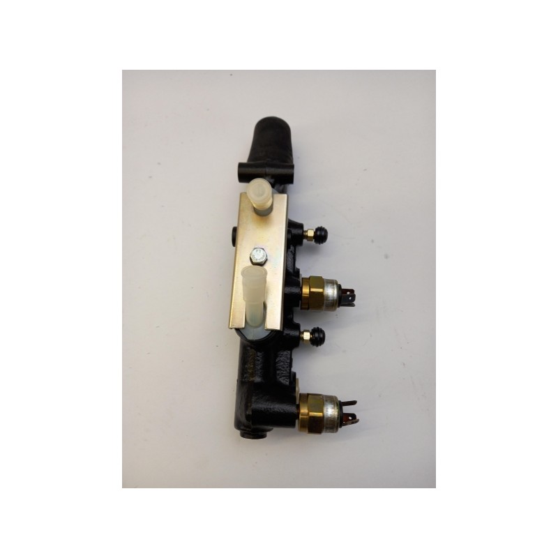 Pièce pour MERCEDES-BENZ - Master Cylinder, Clutch A0002958706