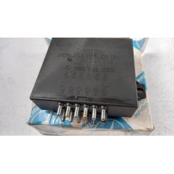 Pièce pour MERCEDES-BENZ - Control Unit, Air Conditioning A0008221103