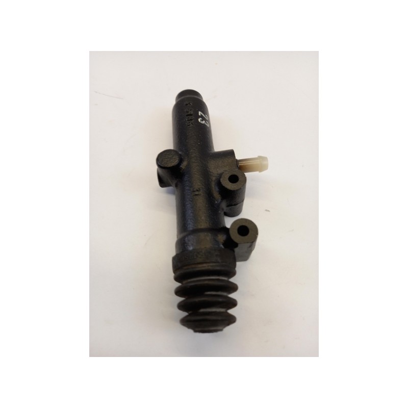 Pièce pour MERCEDES-BENZ - Master Cylinder, Clutch A0012956006