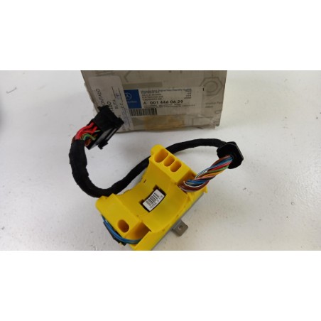 Pièce pour MERCEDES-BENZ - Heating Element, Engine Preheater System A0014460629