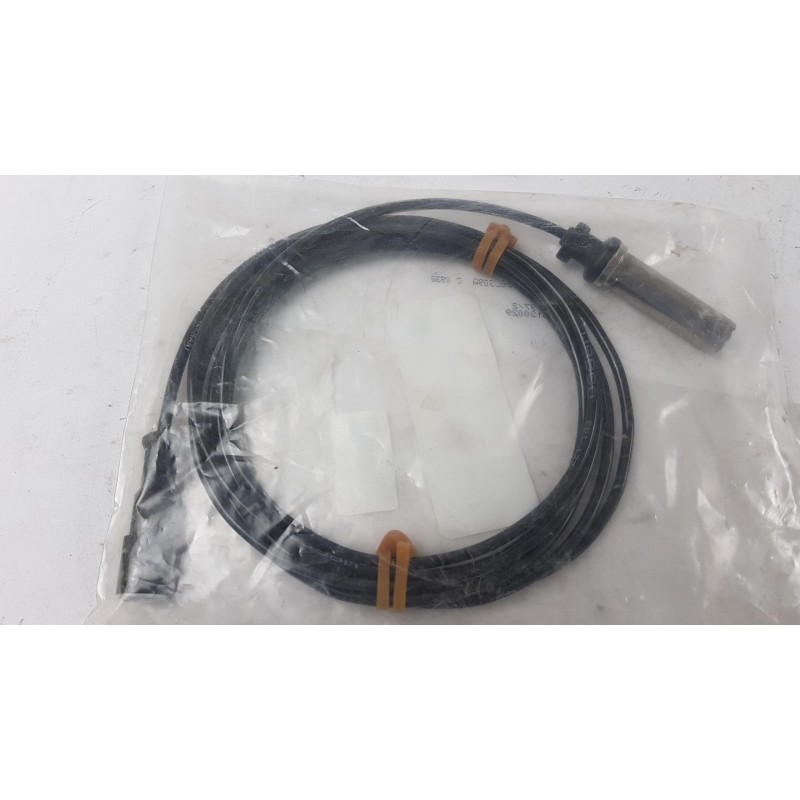 Pièce pour MERCEDES-BENZ - Sensor, Wheel Speed A0015428818