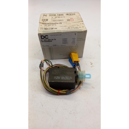 Pièce pour MERCEDES-BENZ - Control, Central Locking System A0018002475