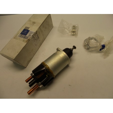 Pièce pour MERCEDES-BENZ - Solenoid Switch, Starter A0021520710