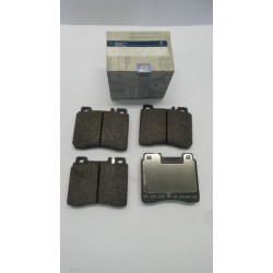 Pièce pour MERCEDES-BENZ - Brake Pad Set A0024201220