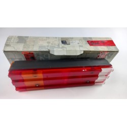 Pièce pour MERCEDES-BENZ - Tail Light A0025449703