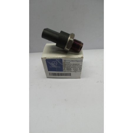 Pièce pour MERCEDES-BENZ - Sensor, Fuel Pressure A0051535828