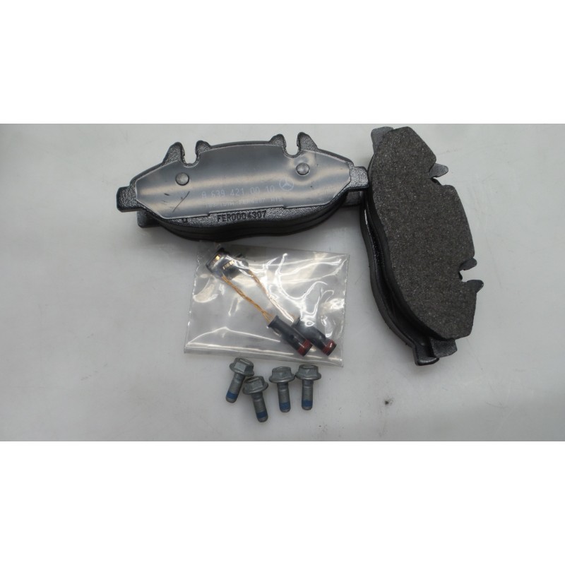 Pièce pour MERCEDES-BENZ - Brake Pad Set A0064204320