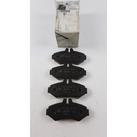 Pièce pour MERCEDES-BENZ - Brake Pad Set A0084204420