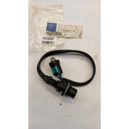 Pièce pour MERCEDES-BENZ - Pressure Switch, Air Conditioning A0088207110