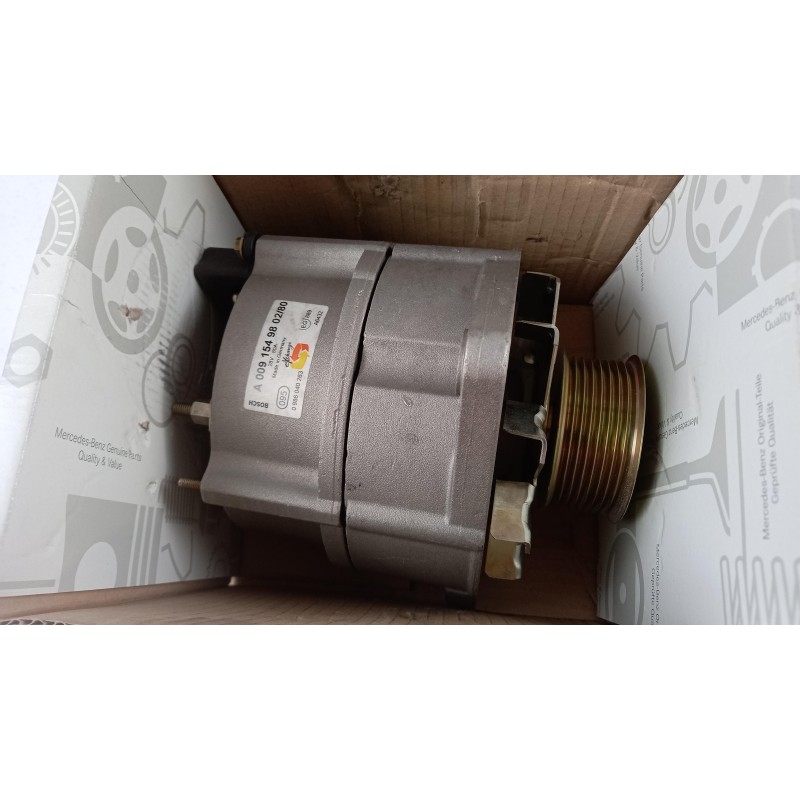 Pièce pour MERCEDES-BENZ - Alternator A009154980280